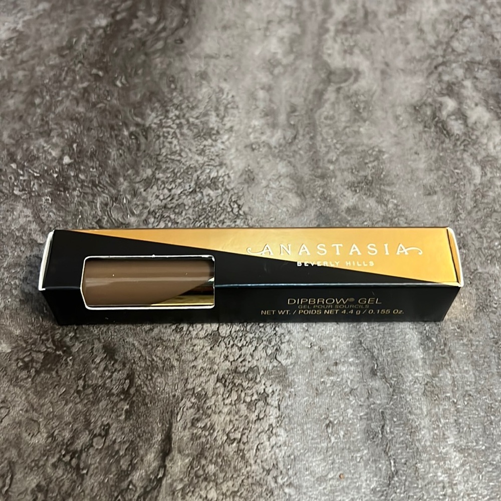 Anastasia Beverly Hills Dipbrow Gel in Caramel
